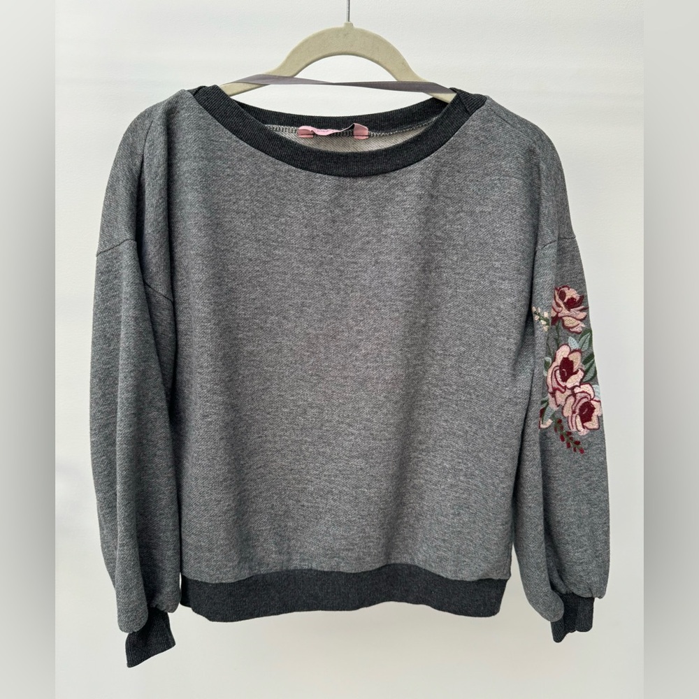 Hunkemoller Loungewear Embroidered Sweater in Gray, Size S‎